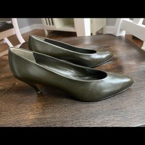 Anne Klein pumps